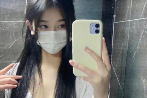 大批明星集体翻车董宇辉遭遇网友：这一次狼真的来了