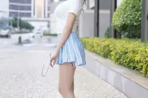 刚官宣23岁网红女友仅3天林俊杰就因亲吻幼童被骂上热搜？完整视频曝光后全网集体道歉！